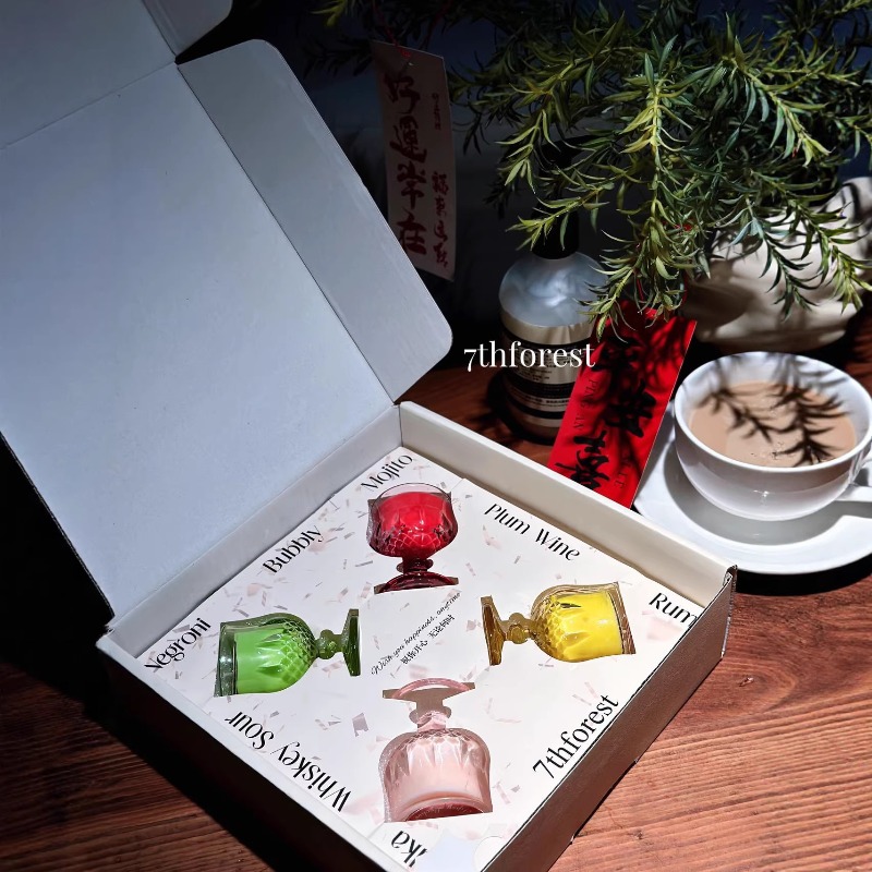 향초 선물 세트 와인잔 모양 4가지 향 오래 지속되는  - Holiday Candle Set 리뷰 및 가격